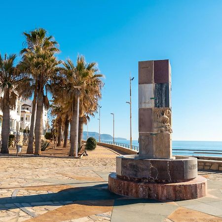 Apartamento en el centro de Nerja Exterior foto